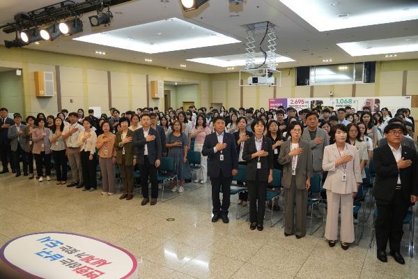 7월 정례조례 및 민선8기 출범2주년 기념식의 파일 이미지
