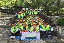 [20240801]대연4동지역사회보장협의체, 걷기동아리에 격려물품 지원