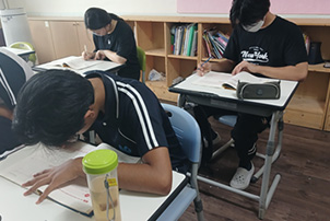 한국어와 한국요리로 세계를 품다